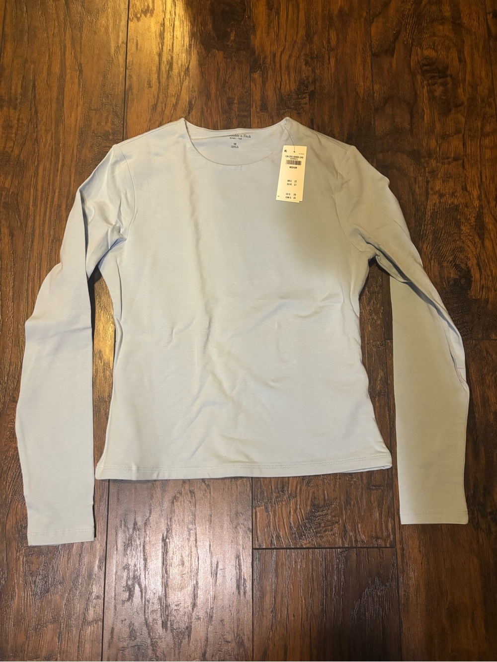NWT Abercrombie Women's Light Blue Long-Sleeve Crewneck Top